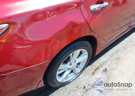 2015 Nissan Altima 2.5 Sv z USA, uszkodzony, nr VIN 1N4AL3AP7FC139757